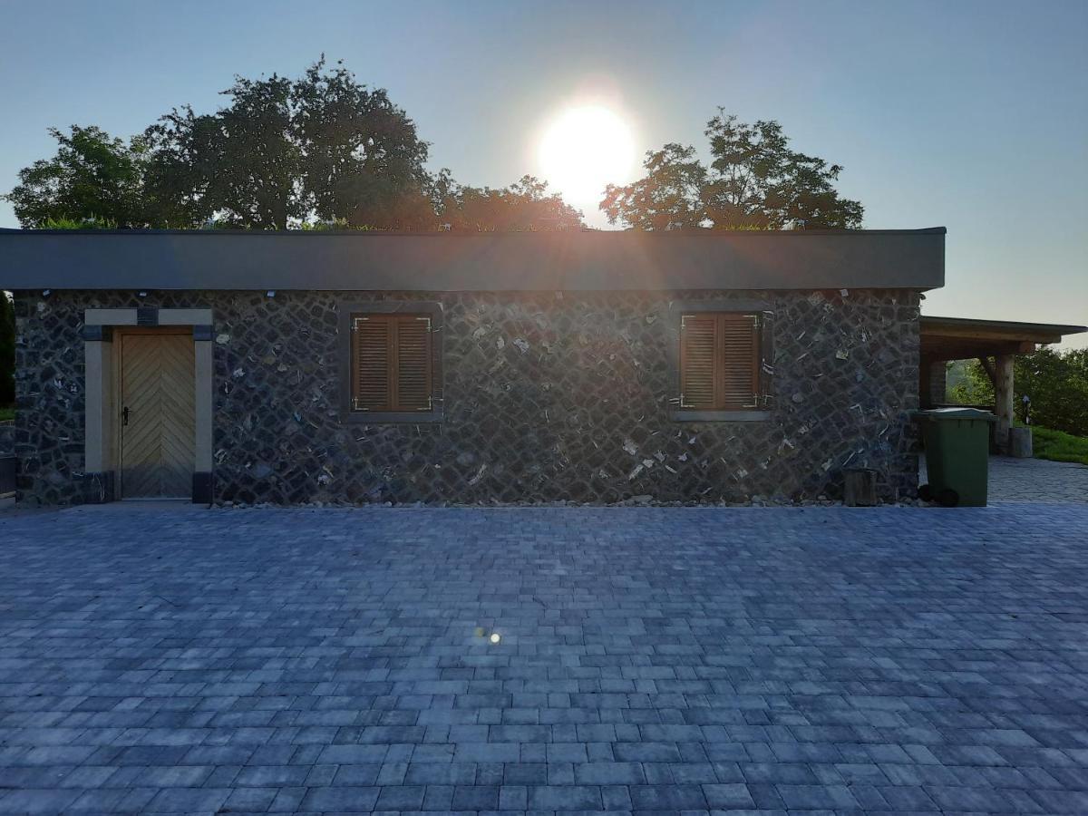 Country House Zemljanka Sentrupert  Exterior photo